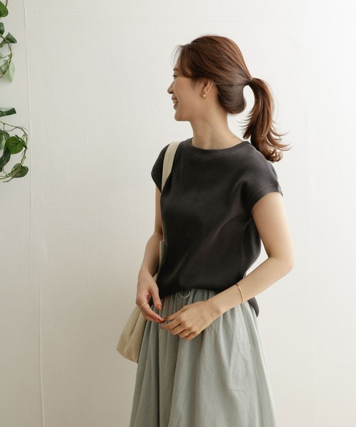ME ISSEY MIYAKE ワッフルカットソー 半袖 フレンチスリーブ 総柄 ME ISSEY MIYAKE ワッフルカットソー 半袖 フレンチスリーブ 総