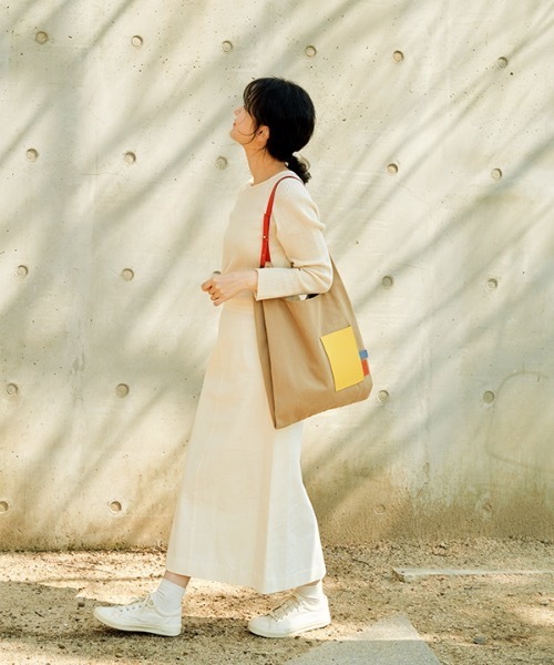 faff（ファフ）の「【faff 】マーケットバッグ / Market bag（ショルダーバッグ・レディース・ベージュ/ブルー/ホワイト×ブルー/ホワイト×イエロー・FREE）」の15枚目の写真