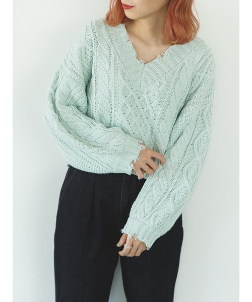 SLURR（スラ―）の「ダメージケーブルショート丈ニット（ニット/セーター・レディース・ライトブルー/オフホワイト/ラベンダー・FREE）」の19枚目の写真