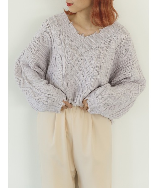 SLURR（スラ―）の「ダメージケーブルショート丈ニット（ニット/セーター・レディース・ライトブルー/オフホワイト/ラベンダー・FREE）」の11枚目の写真