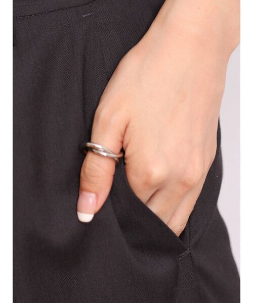 Ungrid（アングリッド）の「レイヤードデザインリング（リング・レディース・シルバー/ゴールド・FREE）」の4枚目の写真