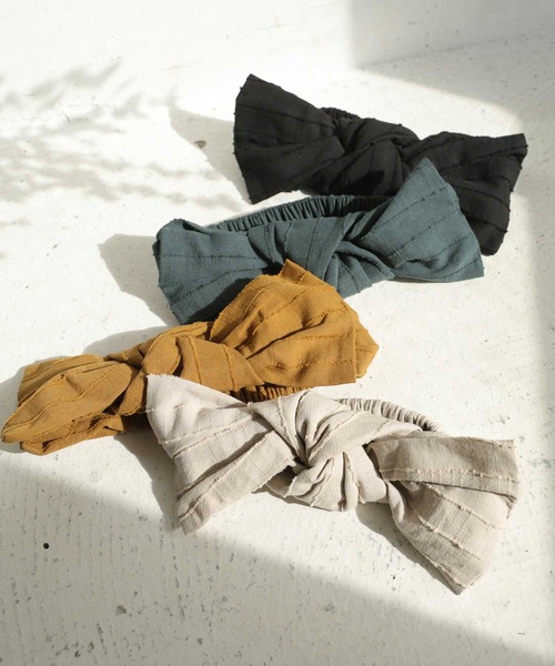 antiqua（アンティカ）の「ナチュラルな雰囲気たっぷり！コットンリネンヘアバンド（ヘアバンド・レディース・マスタード/ベージュ/ブラック/グリーン・FREE）」の13枚目の写真