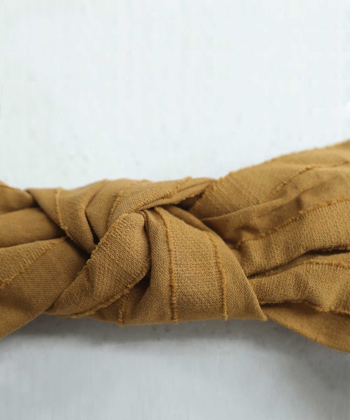 antiqua（アンティカ）の「ナチュラルな雰囲気たっぷり！コットンリネンヘアバンド（ヘアバンド・レディース・マスタード/ベージュ/ブラック/グリーン・FREE）」の15枚目の写真