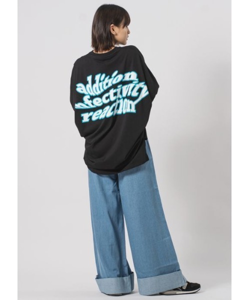 RE730（アールイーセブンサーティー）の「【RE730】ロゴプリントモンスターシルエットロンT（Tシャツ/カットソー・メンズ・ブラック×ホワイト/ホワイト×パープル/ホワイト×イエロー/ブラック×イエロー・MEDIUM/LARGE）」の4枚目の写真