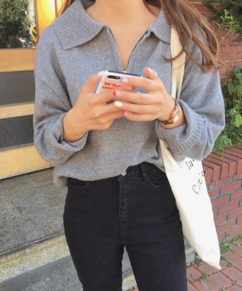 MANGROVE（マングローブ）の「ハーフジップルーズニット（ニット/セーター・レディース・ネイビー/ブラウン/グレー/ライトベージュ/ブラック・FREE）」の8枚目の写真