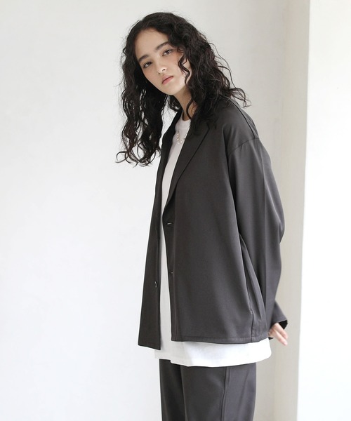 ETELIO（エテリオ）の「ポリトロ長袖テーラードシャツジャケット＆スリムストレートイージーパンツ（セットアップ・メンズ・チャコール/ブラック/ブラウン/ブルー/アイボリー・S/L/XL/M）」の16枚目の写真