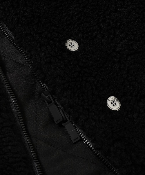 C2H4(シーツーエイチフォー)の「ARC PANELLED ASTEROID PADDED FLEECE COAT(その他アウター・メンズ・ブラック・M)」の4枚目の写真