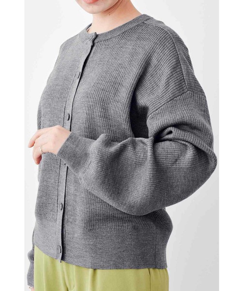 MEDE19F（メデジュウキュウ）の「ＭＥＤＥ１９Ｆ　高山都さんコラボ　マイベーシックニットカーディガン（カーディガン/ボレロ・レディース・グレー/レッド・MEDIUM/LARGE/X-LARGE/XX-LARGE）」の17枚目の写真