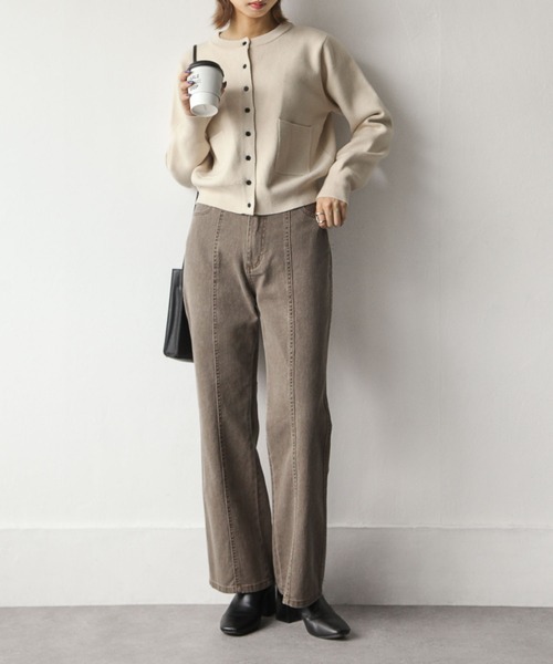 Chillfar（チルファー）の「センターシームフレアデニムパンツ（デニムパンツ・レディース・ブラック/ブラウン/サックスブルー/アイボリー/ダークブルー/グレイッシュベージュ/チャコール・MEDIUM/LARGE）」の19枚目の写真