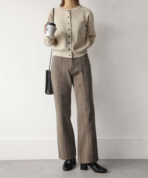 Chillfar（チルファー）の「センターシームフレアデニムパンツ（デニムパンツ・レディース・ブラック/ブラウン/サックスブルー/アイボリー/ダークブルー/グレイッシュベージュ/チャコール・MEDIUM/LARGE）」の18枚目の写真