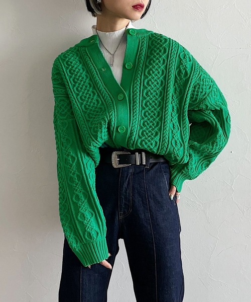 PAGEBOY（ページボーイ）の「マシュマロケーブルクルーカーディガン（ニット/セーター・レディース・ブラック/ライム/ブルー/グリーン/クリーム・FREE）」の5枚目の写真