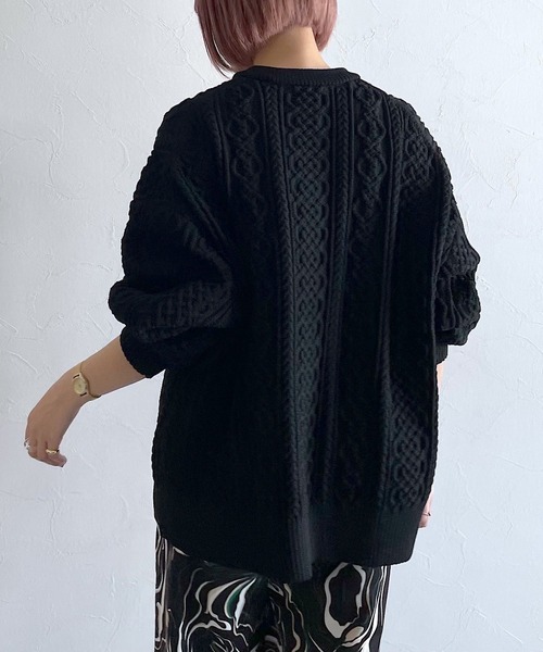 PAGEBOY（ページボーイ）の「マシュマロケーブルクルーカーディガン（ニット/セーター・レディース・ブラック/ライム/ブルー/グリーン/クリーム・FREE）」の22枚目の写真