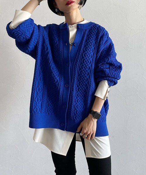 PAGEBOY（ページボーイ）の「マシュマロケーブルクルーカーディガン（ニット/セーター・レディース・ブラック/ライム/ブルー/グリーン/クリーム・FREE）」の8枚目の写真