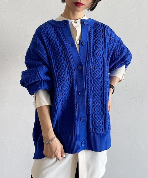 PAGEBOY（ページボーイ）の「マシュマロケーブルクルーカーディガン（ニット/セーター・レディース・ブラック/ライム/ブルー/グリーン/クリーム・FREE）」の12枚目の写真