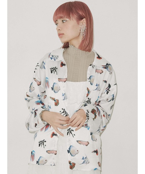 merry jenny（メリージェニー）の「熱帯魚 シャツ（シャツ/ブラウス・レディース・オフホワイト/ブラック・FREE）」の6枚目の写真