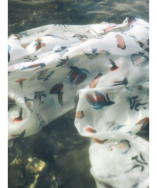 merry jenny（メリージェニー）の「熱帯魚 シャツ（シャツ/ブラウス・レディース・オフホワイト/ブラック・FREE）」の21枚目の写真