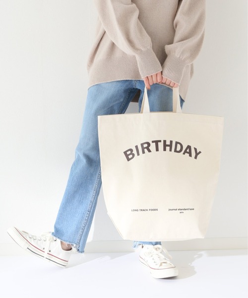 JOURNAL STANDARD LUXE（ジャーナルスタンダード　ラックス）の「BIRTHDAY TOTE M（トートバッグ・レディース・アイボリー・FREE）」の4枚目の写真