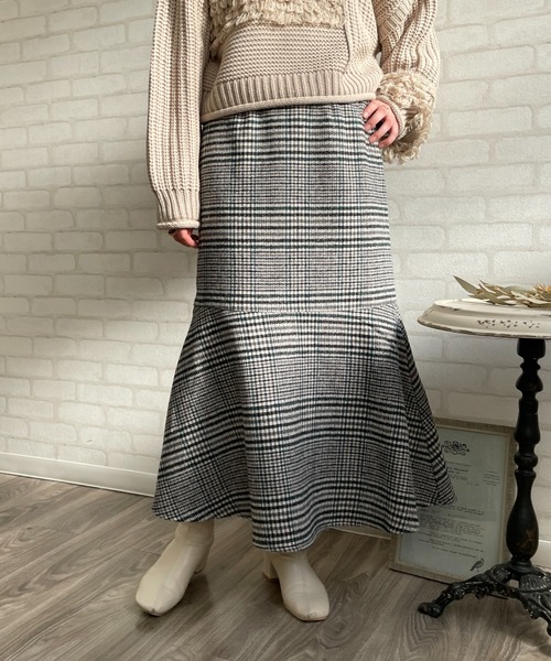 Chiaro(キアロ)の「チェックマーメイドスカート(スカート・レディース・イエロー/オレンジ/グリーン・FREE)」の17枚目の写真