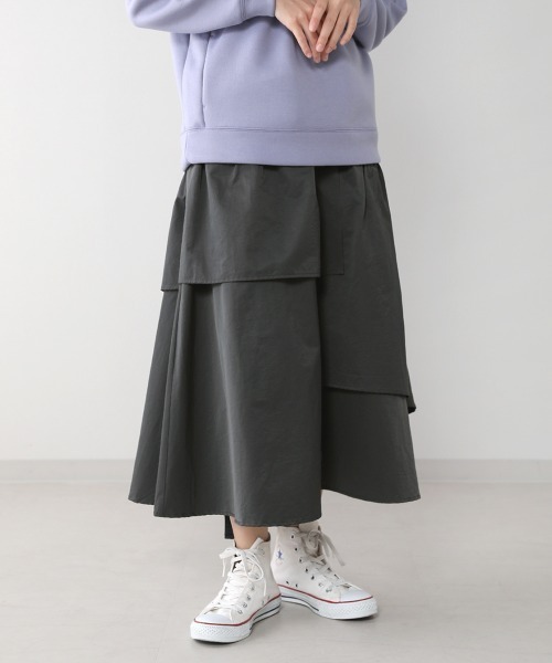 Bou Jeloud(ブージュルード)の「【WEB限定】アシメラッフルスカート(スカート・レディース・ブラック/ベージュ/カーキ・38)」の2枚目の写真