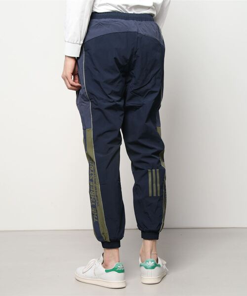 adidas(アディダス)の「adidas/アディダス THREE STRIPES ナイロンジョガーパンツ/セットアップ対応 V8565(その他パンツ・メンズ・ネイビー/ブラック・M/O/L)」の3枚目の写真