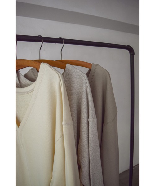 LA PEAU DE GEM（ラポドゥジェム）の「【LA PEAU DE GEM】plunging