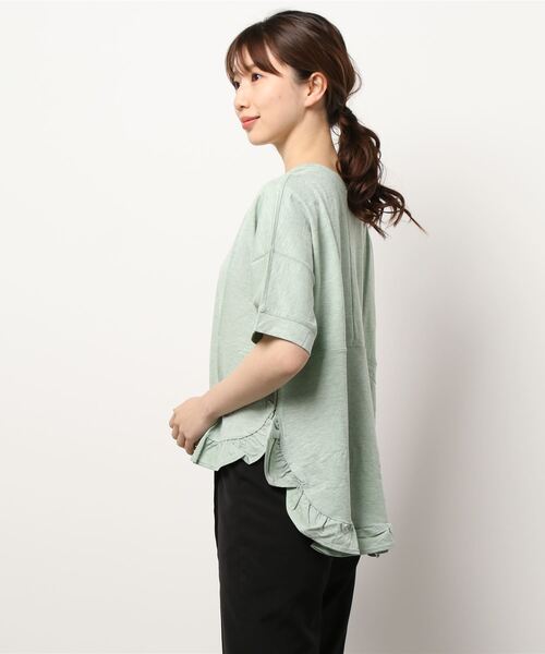 Doux Belle(ドゥーベル)の「フリル裾AラインフレアTシャツ(Tシャツ/カットソー・レディース・ブラック/グリーン/ベージュ/ピンク・FREE)」の9枚目の写真