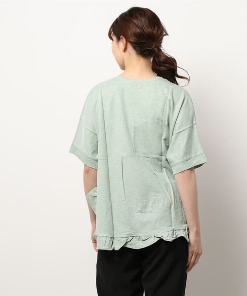 Doux Belle(ドゥーベル)の「フリル裾AラインフレアTシャツ(Tシャツ/カットソー・レディース・ブラック/グリーン/ベージュ/ピンク・FREE)」の10枚目の写真