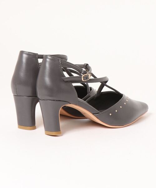 EDIT COLOGNE（エディットコロン）の「【美人百花4月号掲載商品】アシメストラップスタッズパンプス（パンプス・レディース・ベージュ/ブルー/ダークグレー・23.5cm/23.0cm）」の4枚目の写真