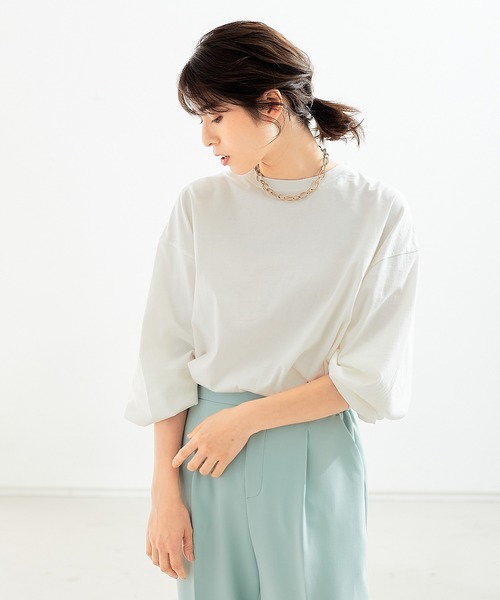 abahouse mavie（アバハウスマヴィ）の「バックロゴロンＴ（Tシャツ/カットソー・レディース・ホワイト/グレイッシュベージュ・フリー）」の7枚目の写真