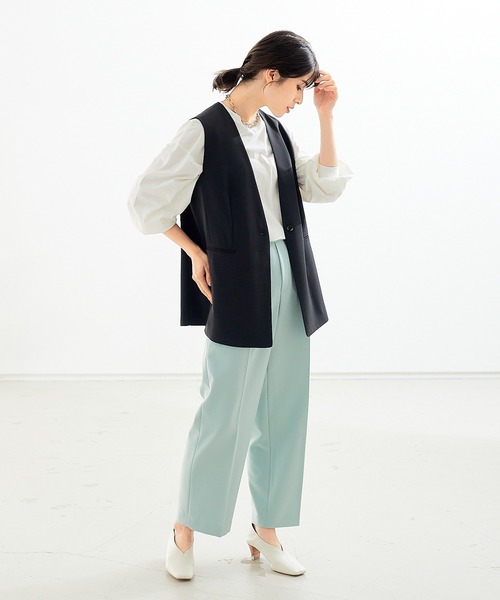 abahouse mavie（アバハウスマヴィ）の「バックロゴロンＴ（Tシャツ/カットソー・レディース・ホワイト/グレイッシュベージュ・フリー）」の10枚目の写真