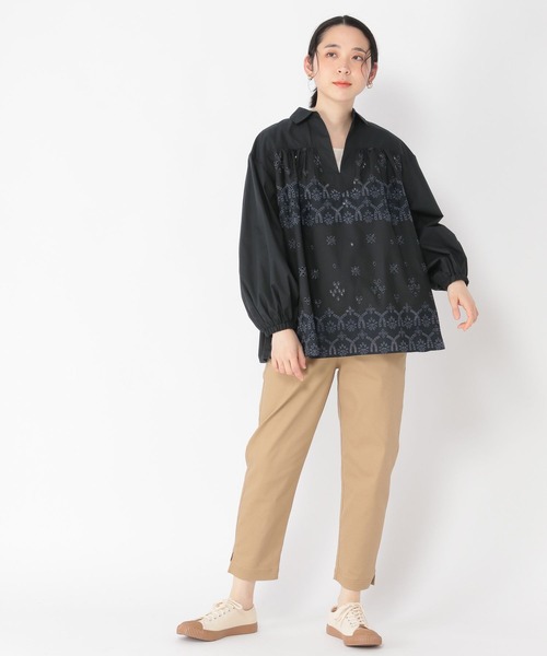 studio CLIP（スタディオクリップ）の「【ストレッチ/しわになりにくい/マシーンウォッシャブル】カジュアルサブリナパンツ[プラスサイズ]（その他パンツ・レディース・ベージュ/ネイビー/ブラウン/オフホワイト/ライトグレー/ブラック・SMALL/MEDIUM/LARGE/X-LARGE/XX-LARGE/XXX-LARGE）」の9枚目の写真