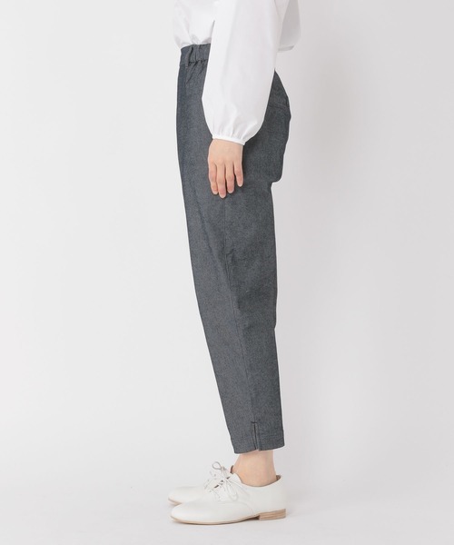 studio CLIP（スタディオクリップ）の「【ストレッチ/しわになりにくい/マシーンウォッシャブル】カジュアルサブリナパンツ[プラスサイズ]（その他パンツ・レディース・ベージュ/ネイビー/ブラウン/オフホワイト/ライトグレー/ブラック・SMALL/MEDIUM/LARGE/X-LARGE/XX-LARGE/XXX-LARGE）」の12枚目の写真