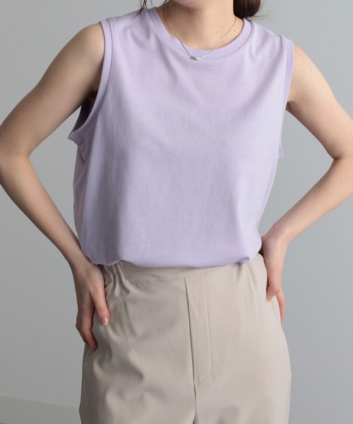 RANAN（ラナン）の「〈Beautiful Cotton　綿100％〉UVカット/接触冷感　ラウンドヘム無地タンクトップ　ロング丈（タンクトップ・レディース・ブラック/オフホワイト/モカ/ライトグレー/グリーン/ダークブラウン/オレンジ/チャコール/パープル/その他・M/L/LL）」の8枚目の写真