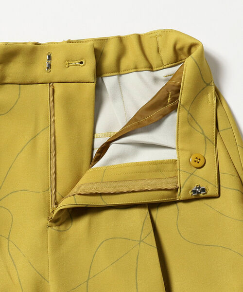 Ray BEAMS（レイビームス）の「Ray BEAMS / ライン プリント パンツ（その他パンツ・レディース・ダークブラウン/イエロー・0/1）」の15枚目の写真