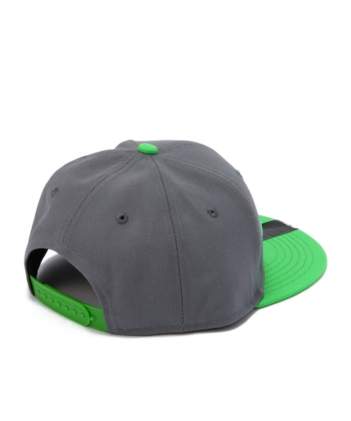 green label relaxing（グリーンレーベルリラクシング）の「NIKEフューチュラキャップ（キャップ・キッズ・ブラック/グレー/ターコイズブルー・フリー）」の5枚目の写真