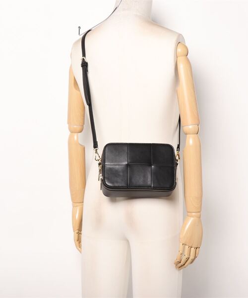 cache cache(カシュ カシュ)の「カシュカシュ cachecache / メッシュお財布ショルダーバッグ(ショルダーバッグ・レディース・ベージュ系その他/アイボリー/サックスブルー/ブラック/オレンジ・FREE)」の11枚目の写真