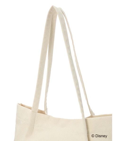 earth music&ecology（アースミュージックアンドエコロジー）の「Winnie the Pooh / タックトートバッグ（トートバッグ・レディース・アイボリー・FREE）」の5枚目の写真