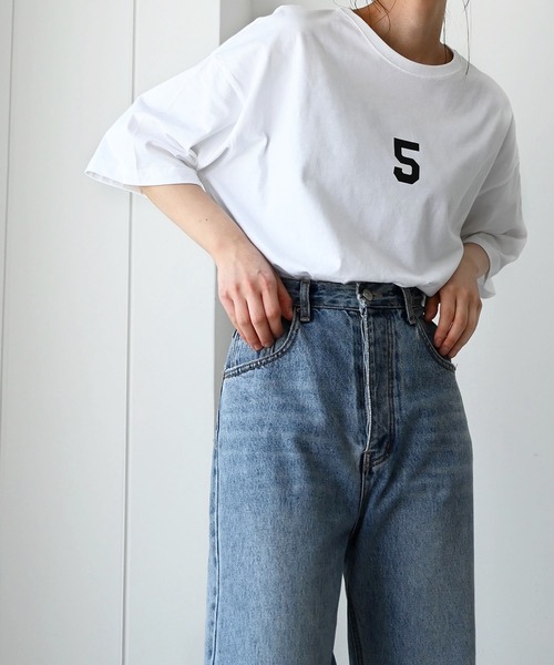 CANAL JEAN（キャナルジーン）の「1975 TOKYO(1975 トーキョー) "TEAM5"ルーズTシャツ（Tシャツ/カットソー・レディース・ホワイト/ブラック・LARGE/X-LARGE）」の2枚目の写真