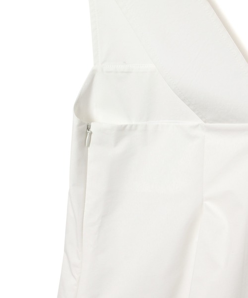 ADAM ET ROPE'（アダムエロペ）の「【missing you already】SQUAREｰNECK TUCKED DRESS（ワンピース・レディース・ホワイト・FREE）」の7枚目の写真