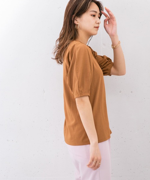 KBF（ケイビーエフ）の「『UR TECH ひやサラクール』 タックスリーブカットソー（Tシャツ/カットソー・レディース・ブラック/オフホワイト/グリーン/キャメル・ONE）」の13枚目の写真