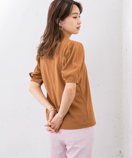 KBF（ケイビーエフ）の「『UR TECH ひやサラクール』 タックスリーブカットソー（Tシャツ/カットソー・レディース・ブラック/オフホワイト/グリーン/キャメル・ONE）」の14枚目の写真