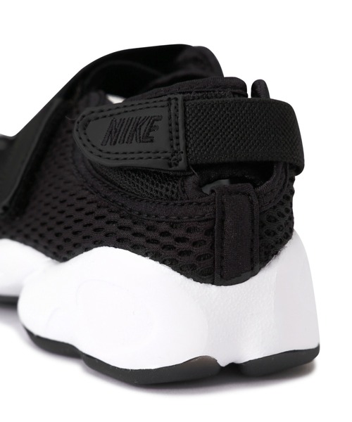 NIKE（ナイキ）の「(NIKE)ナイキ エア リフト ブリーズ（サンダル・レディース・ブラック・25.0/24.0/23）」の10枚目の写真