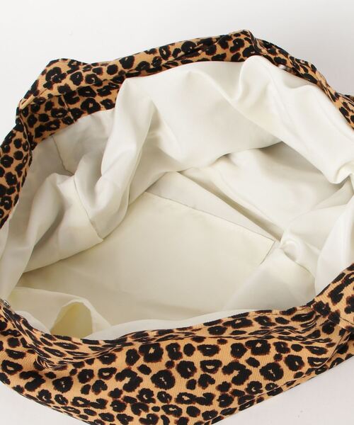 gossip！ロサンゼルス（ゴシップロサンゼルス）の「超軽量　アニマル柄    ヒョウ柄大容量トート（トートバッグ・レディース・ブラウン/オフホワイト・FREE）」の3枚目の写真