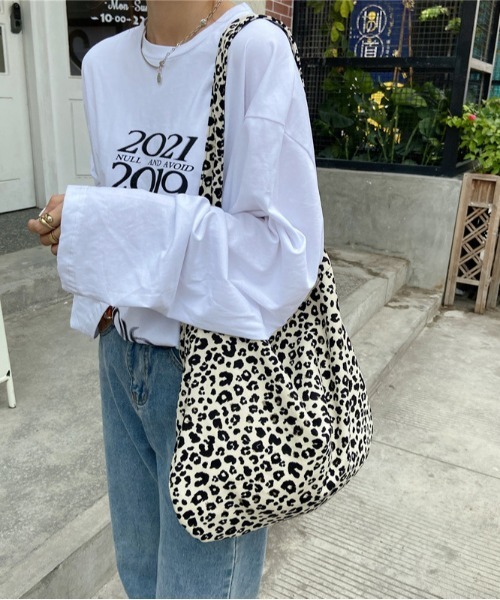 gossip！ロサンゼルス（ゴシップロサンゼルス）の「超軽量　アニマル柄    ヒョウ柄大容量トート（トートバッグ・レディース・ブラウン/オフホワイト・FREE）」の10枚目の写真