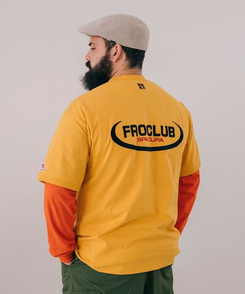 FREAK'S STORE(フリークスストア)の「FROCLUB/フロクラブ BASIC LOGO TEE(Tシャツ/カットソー・メンズ・ブラック/マスタード/アッシュグレー/グリーン/ホワイト/ホワイト系その他・LARGE/MEDIUM/SMALL)」の6枚目の写真