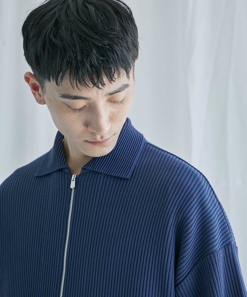 PUBLIC TOKYO（パブリックトウキョウ）の「プリーツニットジップシャツ