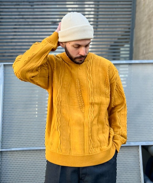 MR.OLIVE（ミスターオリーブ）の「ランダムジャガードニット / リラックス ボトルネック セーター（ニット/セーター・メンズ・オフホワイト/イエロー/ブラック・LARGE/MEDIUM/SMALL）」の4枚目の写真