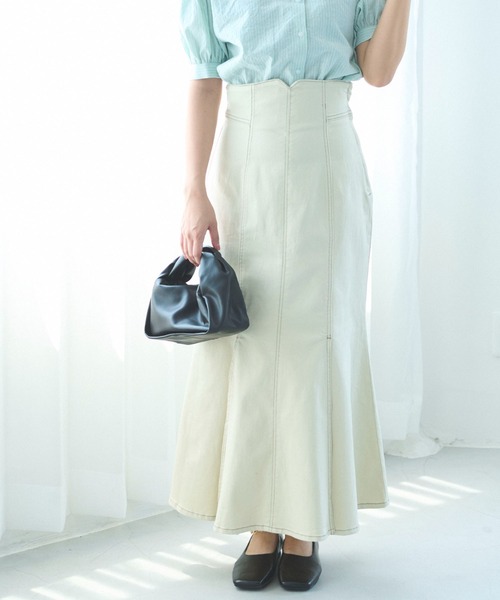 FREE'S MART(フリーズマート)の「【Sシリーズ対応】ハイウエストタックマーメイドデニムスカート(デニムスカート・レディース・ホワイト系その他/グリーン系その他/ブルー系その他・SMALL/MEDIUM/X-SMALL)」の2枚目の写真