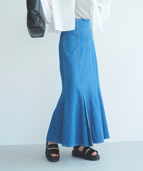 FREE'S MART(フリーズマート)の「【Sシリーズ対応】ハイウエストタックマーメイドデニムスカート(デニムスカート・レディース・ホワイト系その他/グリーン系その他/ブルー系その他・SMALL/MEDIUM/X-SMALL)」の4枚目の写真