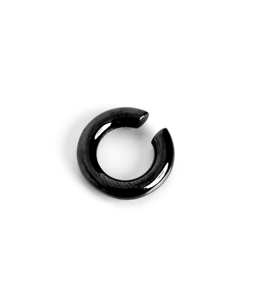 ISOLATION（アイソレーション）の「【ISOLATION / アイソレーション】Silver925 Arc Earcuff / アークイヤーカフ/ BLACK（イヤーカフ・レディース・ブラック・FREE）」の3枚目の写真